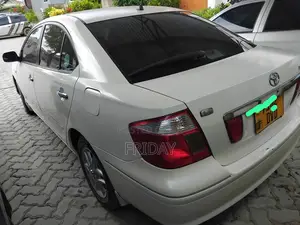 Toyota Premio 2004 White