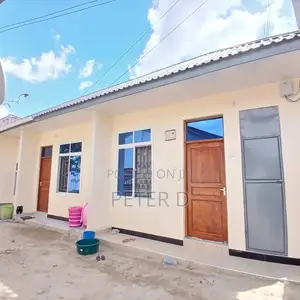 1bdrm Apartment in Kimara for rent