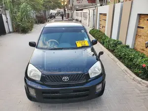 Photo - Toyota RAV4 2002 Black