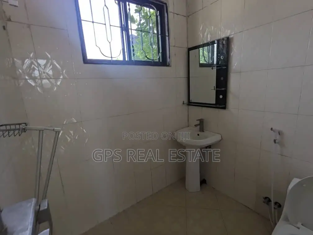 3bdrm House in Chidachi, Dodoma Rural for sale