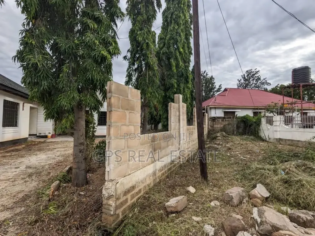 4bdrm House in Area C, Dodoma Rural for sale