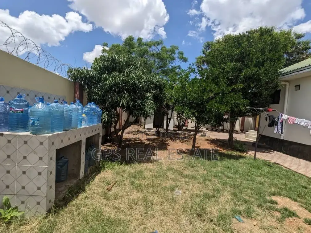 4bdrm House in Chidachi, Dodoma Rural for sale