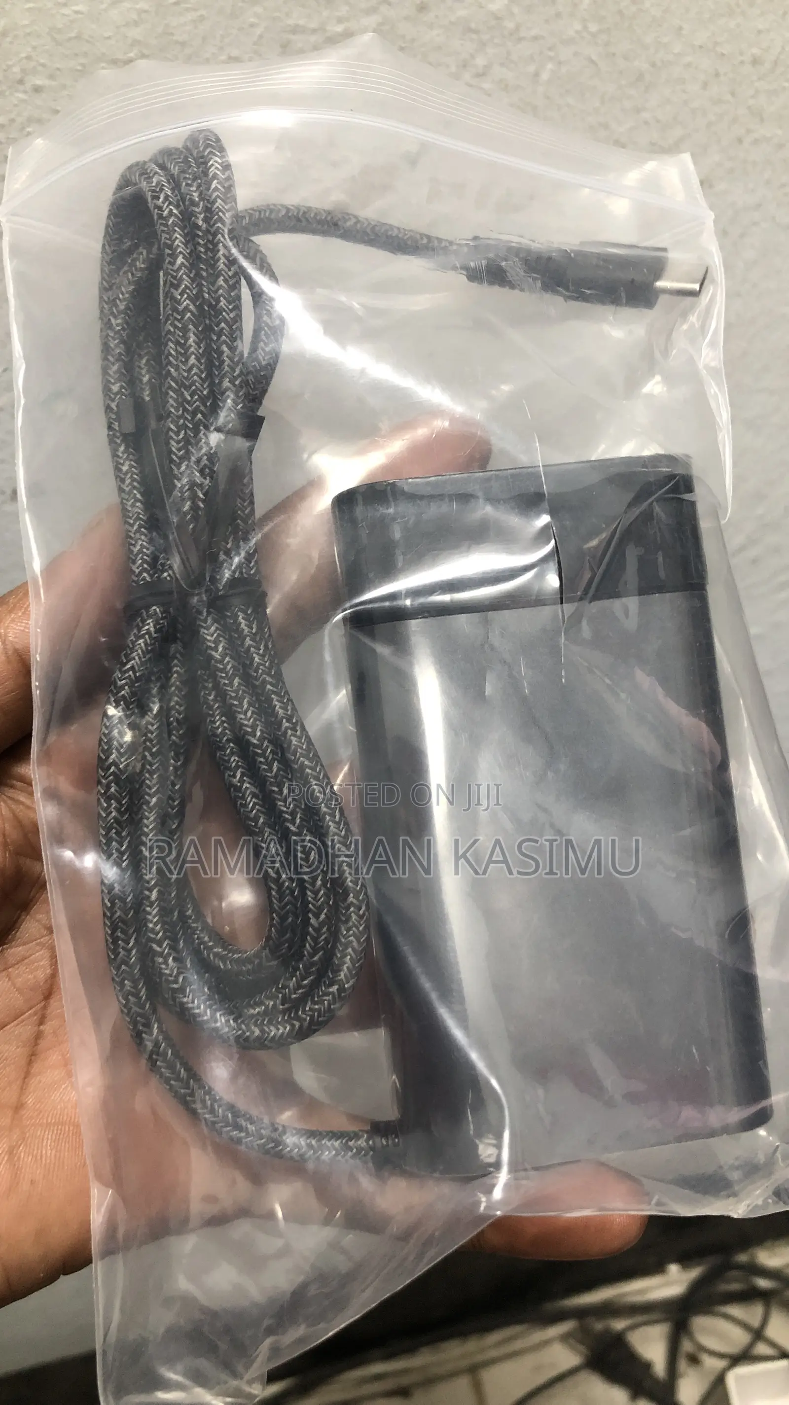 USB C Laptop Adapter Zinapatikana Kwa Bei Nafuu Karibuni San