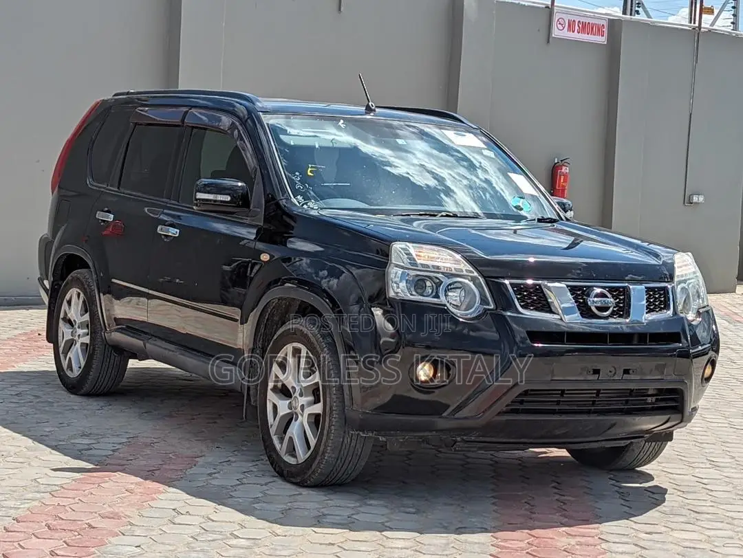 Nissan X-Trail 2011 Black
