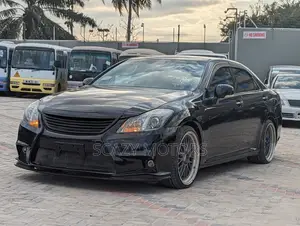Toyota Crown 2009 Black
