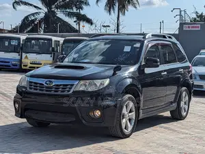 Subaru Forester 2012 Black