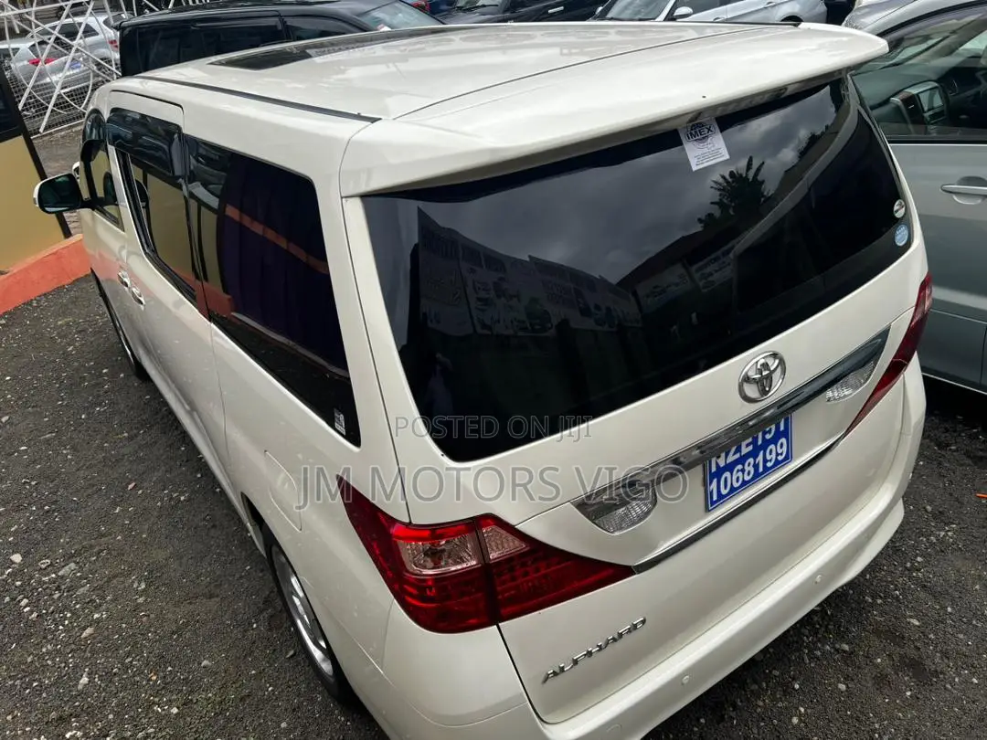 Toyota Alphard 2008 White