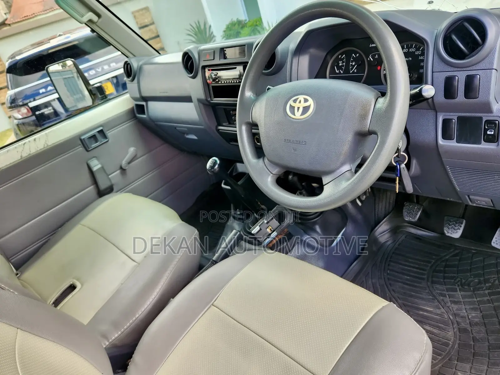 Toyota Land Cruiser 4.5 V8 GL 2013 White