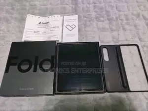 New Samsung Galaxy Z Fold4 256 GB Black