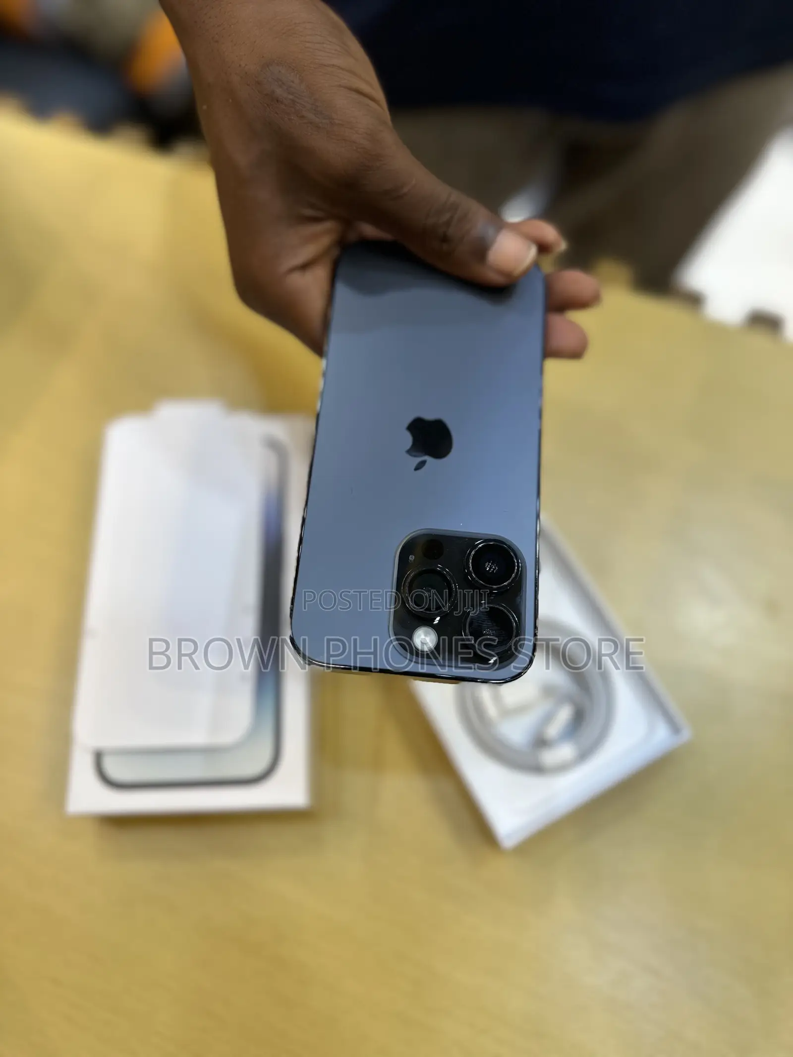 New Apple iPhone 14 Pro 256 GB Black
