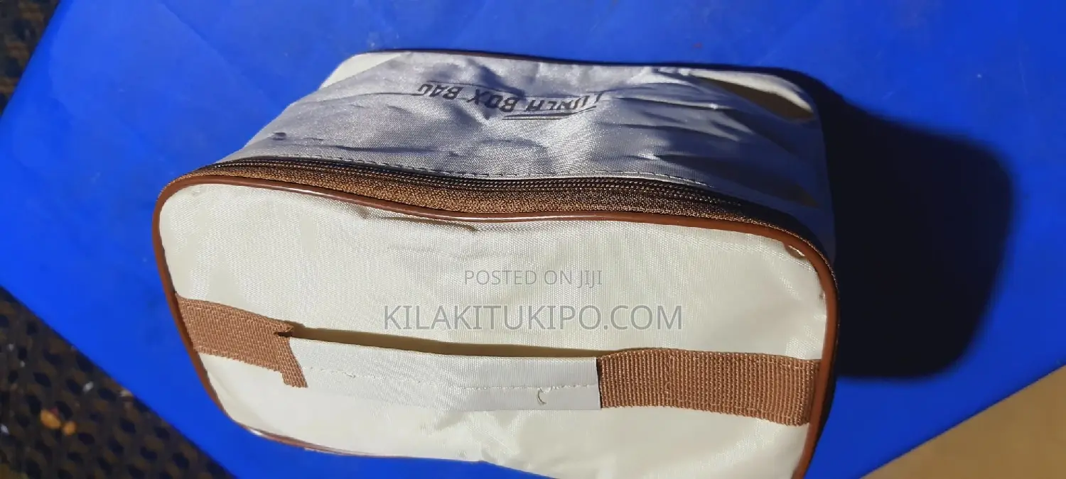 Lunch Box Bag With 4pcs Pots