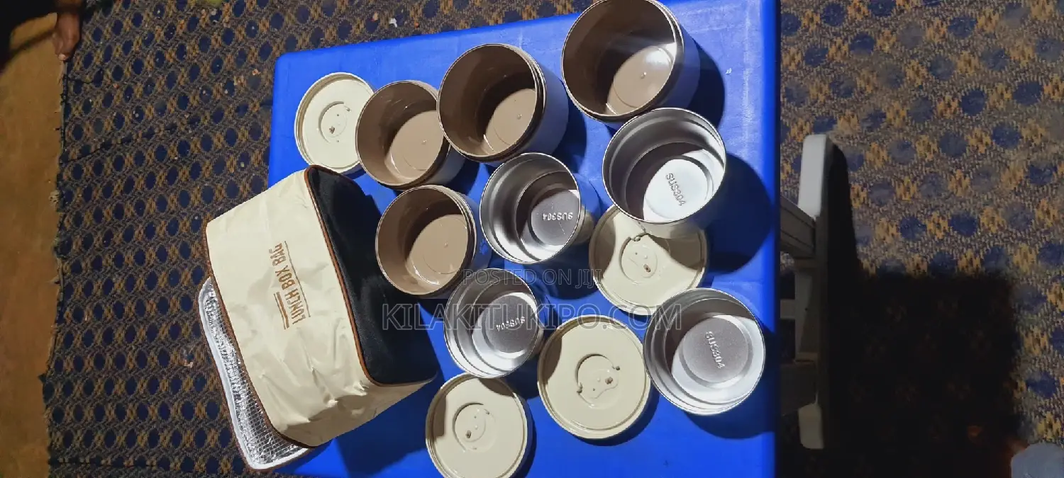 Lunch Box Bag With 4pcs Pots