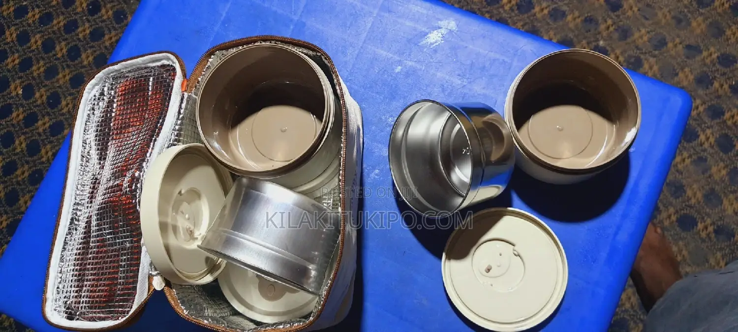 Lunch Box Bag With 4pcs Pots