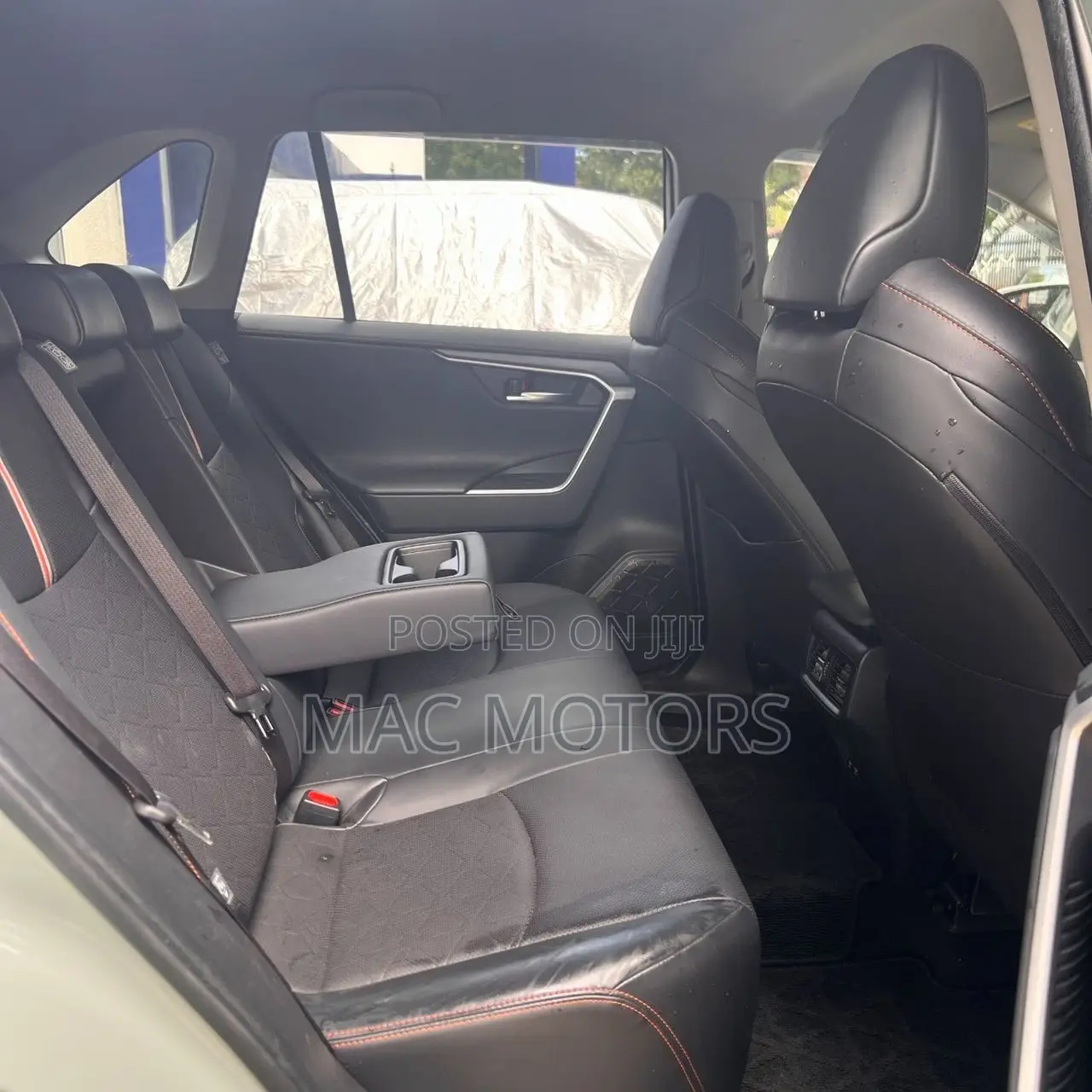 Toyota RAV4 Adventure AWD 2020 Gray