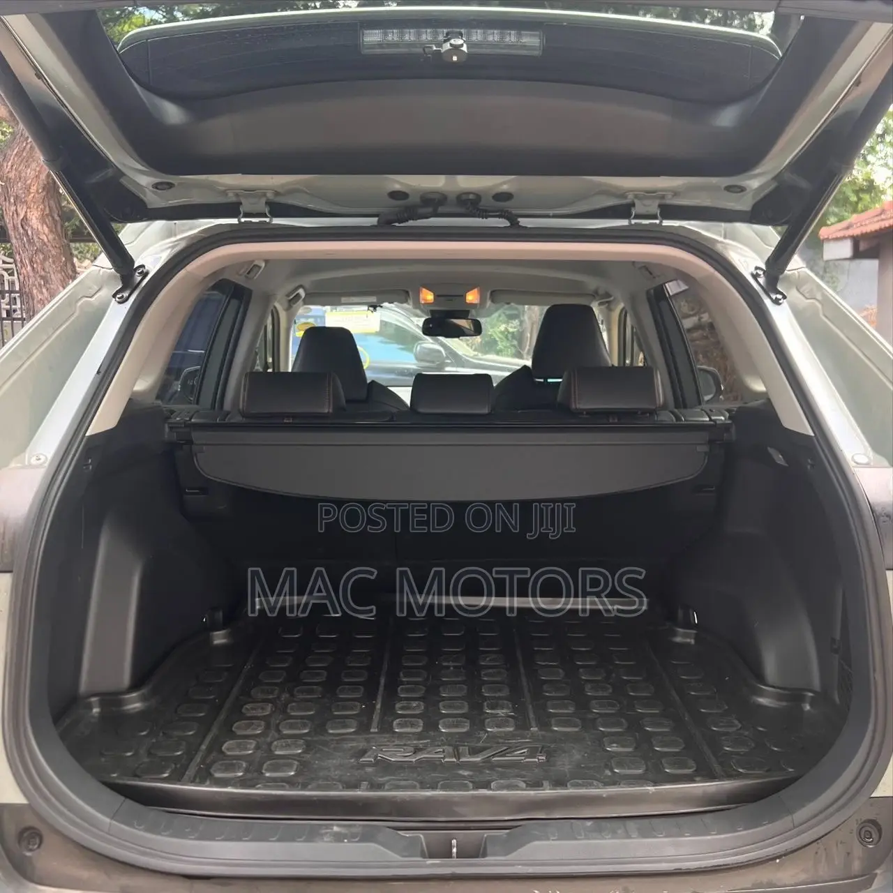 Toyota RAV4 Adventure AWD 2020 Gray