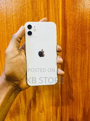 Apple iPhone 11 64 GB White