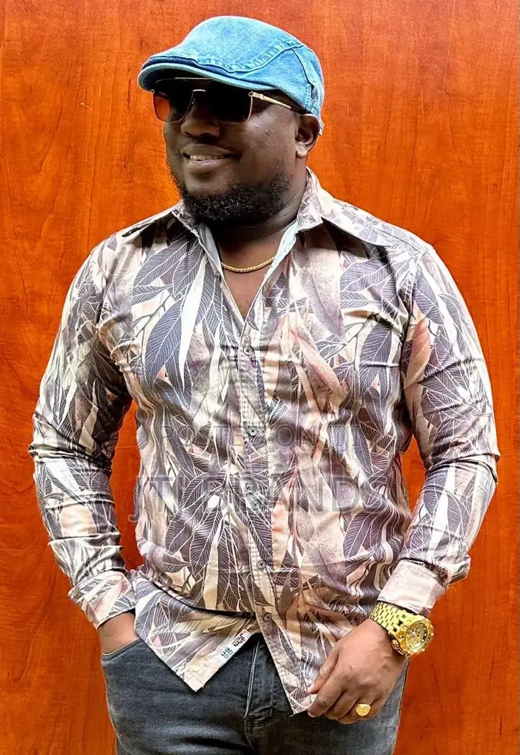 New Men's Fashion Shirts