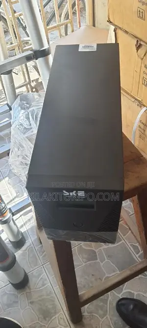Uninterruptible Power System 3000W