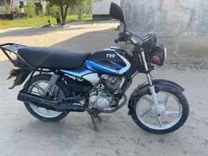 Photo - TVS HLX 125 2019 Black