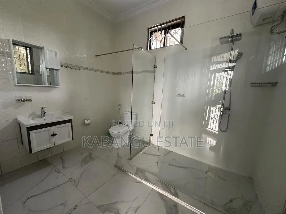 4bdrm House in Masaki, Kinondoni for rent