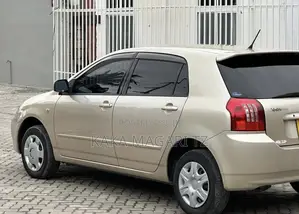 Toyota Corolla RunX 2003 Gold