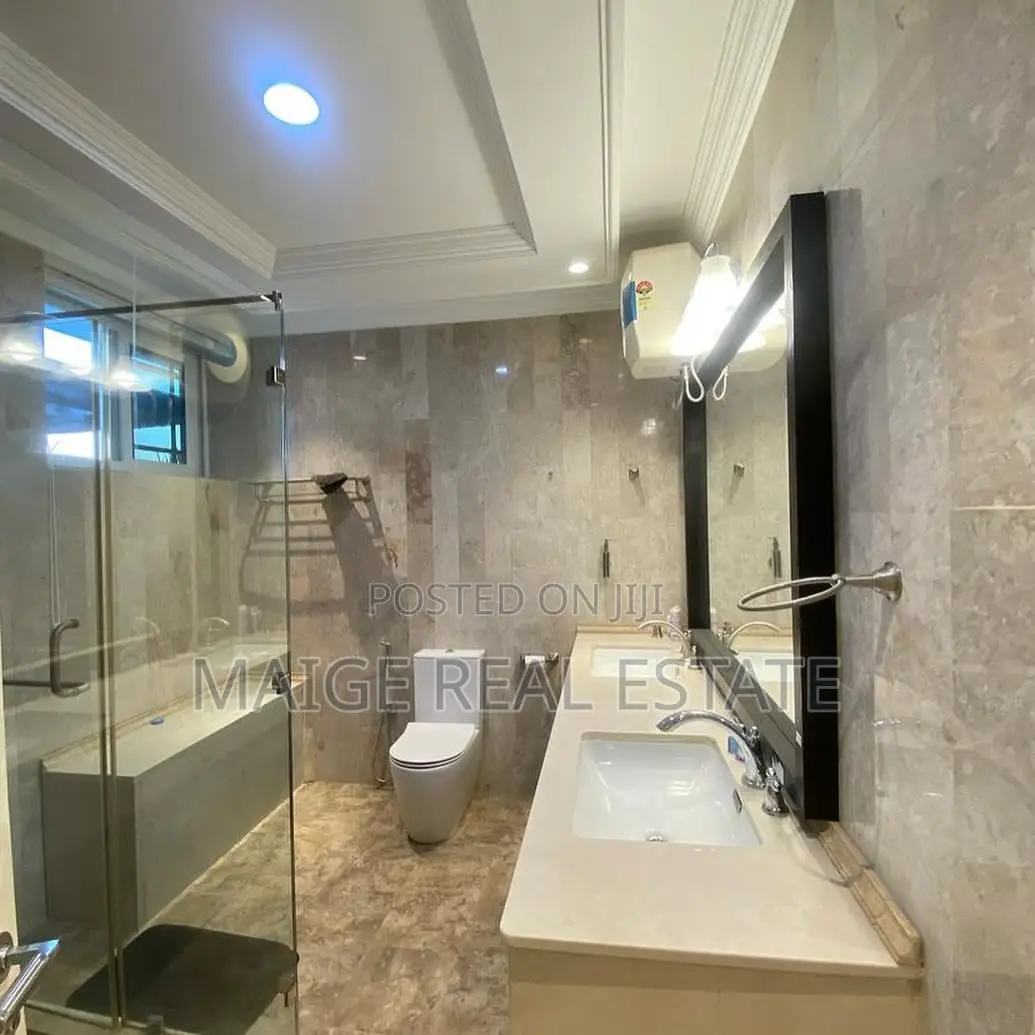 5bdrm Mansion in Mbweni for rent