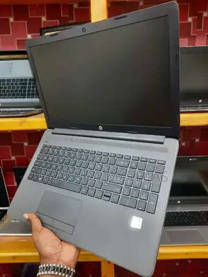 Laptop HP 250 G7 8GB Intel Core I5 HDD+SSD 500GB