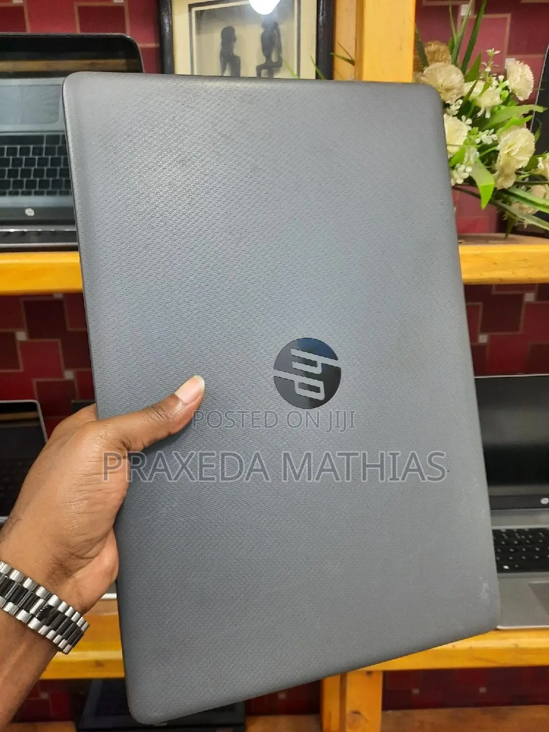 Laptop HP 250 G7 8GB Intel Core I5 HDD+SSD 500GB