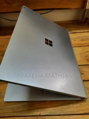 Laptop Microsoft Surface Book 8GB Intel Core I5 SSD 256GB