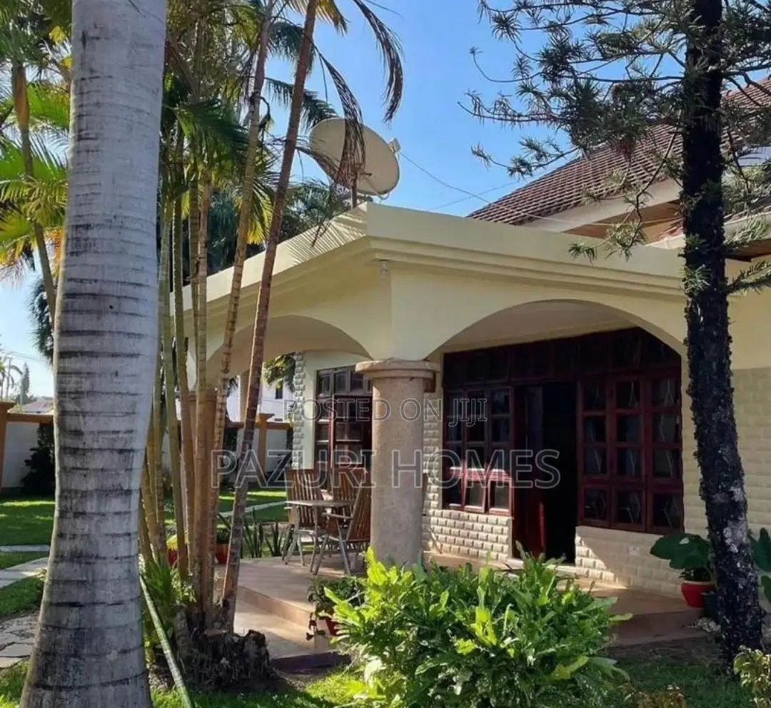 Furnished 2bdrm Villa in Whitesands Pool, Mbezi Beach for rent