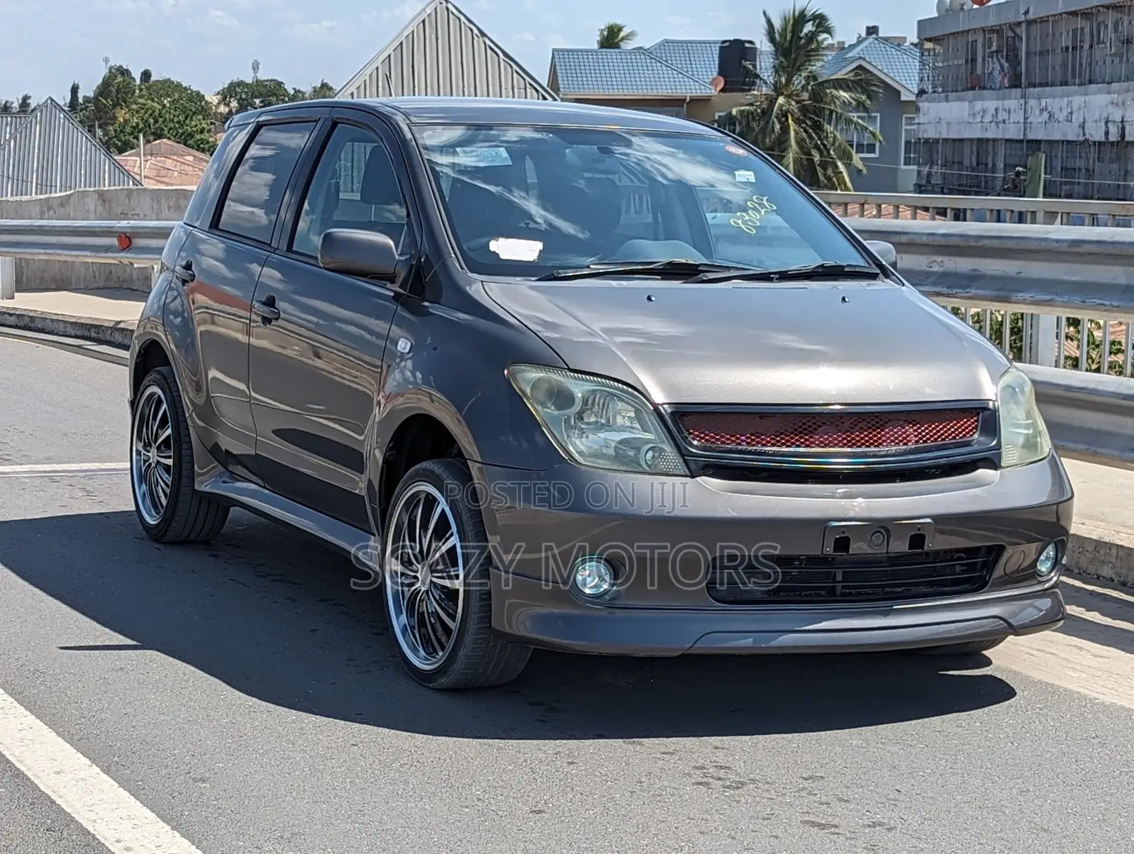 Toyota IST 2005 Gray