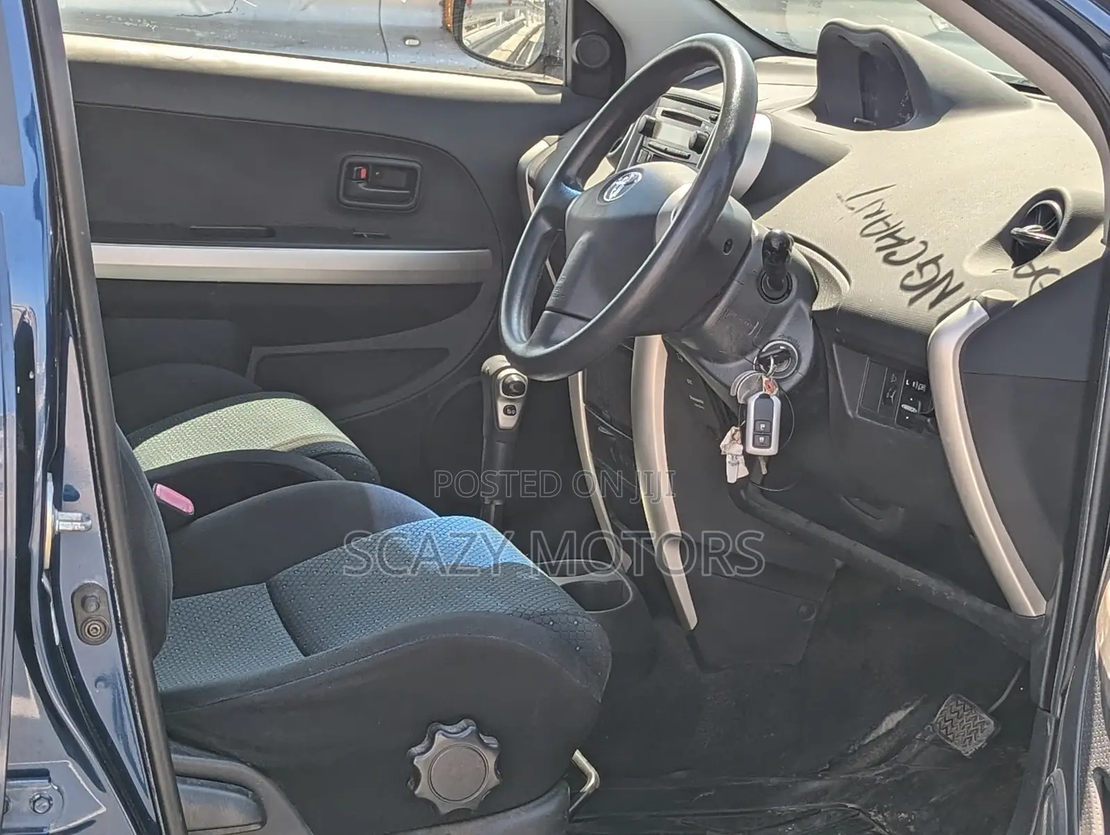 Toyota IST 2006 Blue