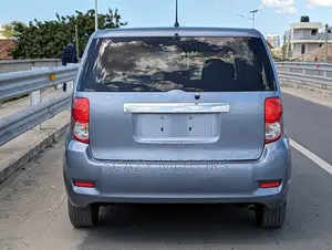 Toyota Corolla Rumion 2010 Gray
