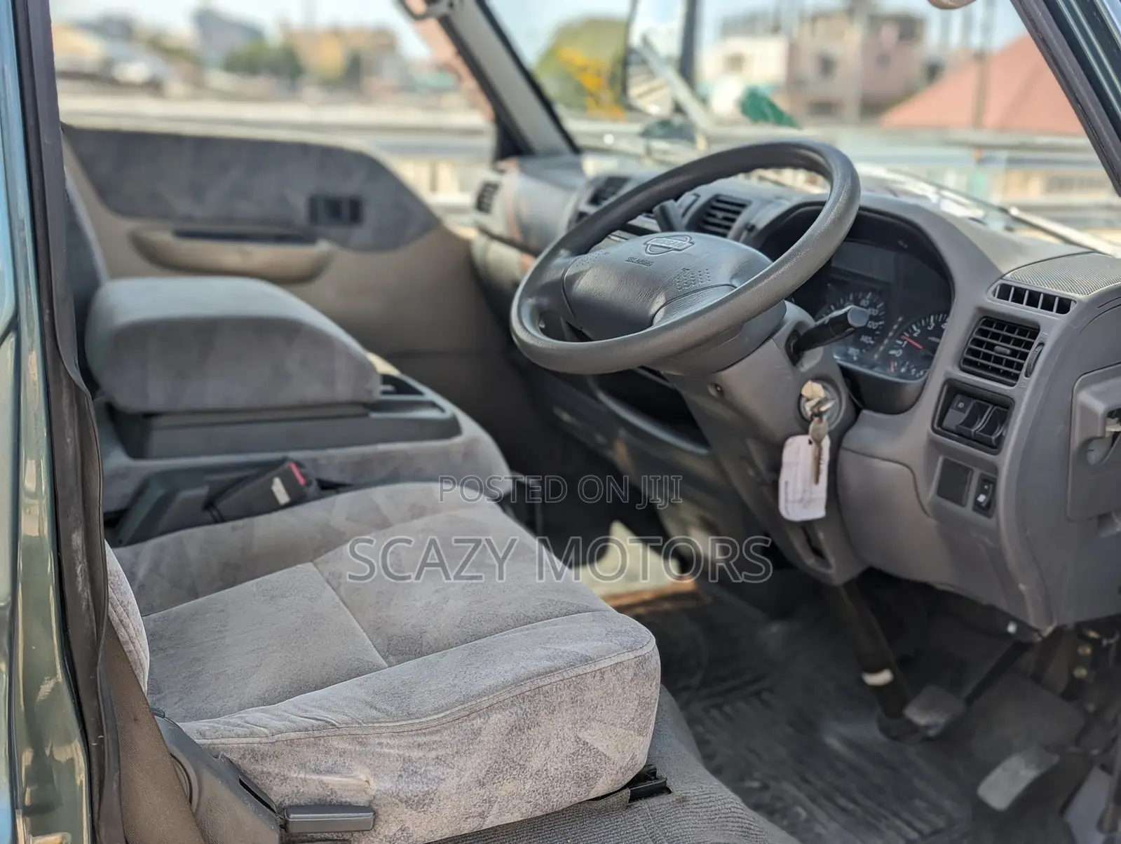 Nissan Vanette 2010 Grey