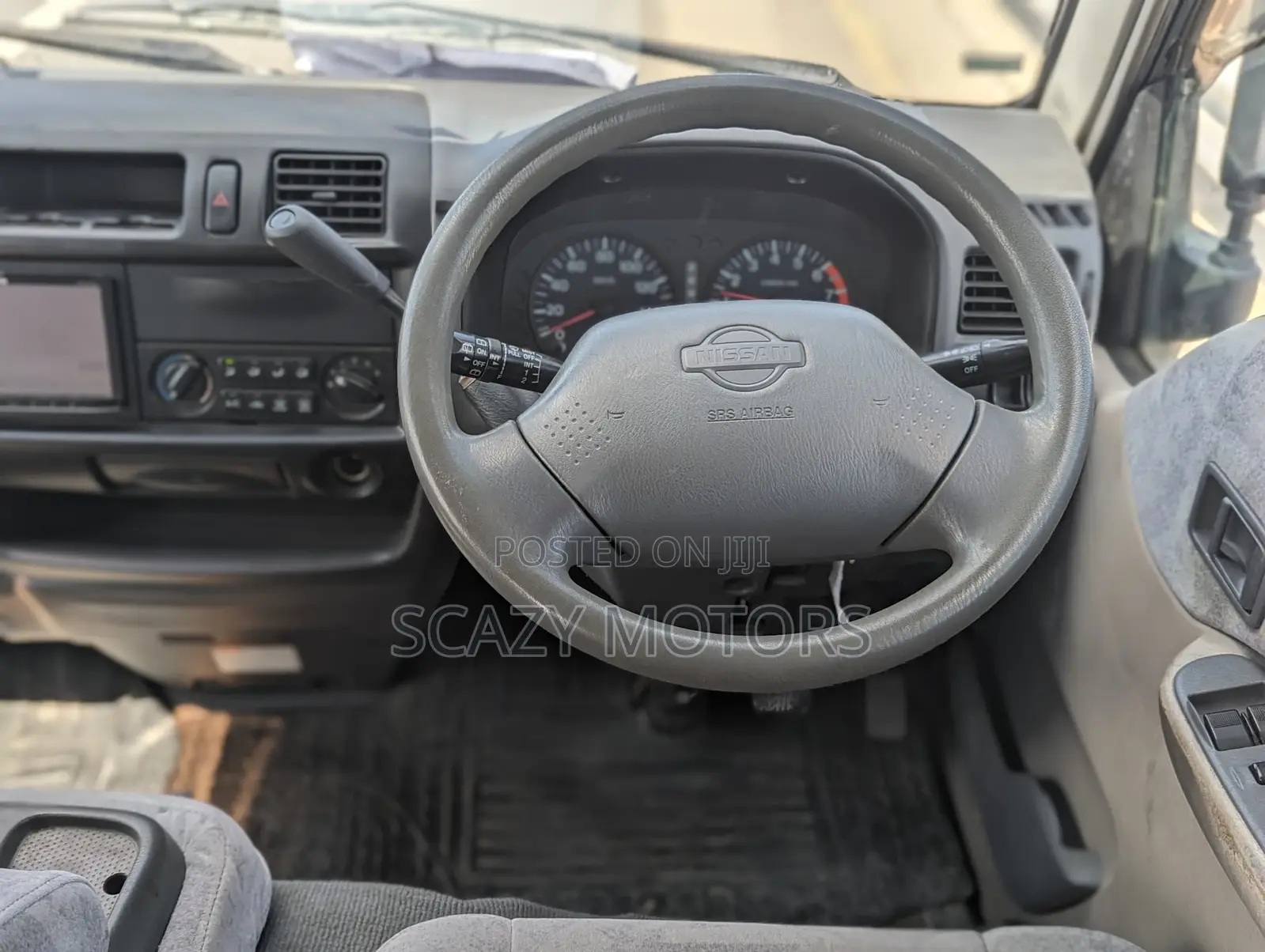 Nissan Vanette 2010 Grey