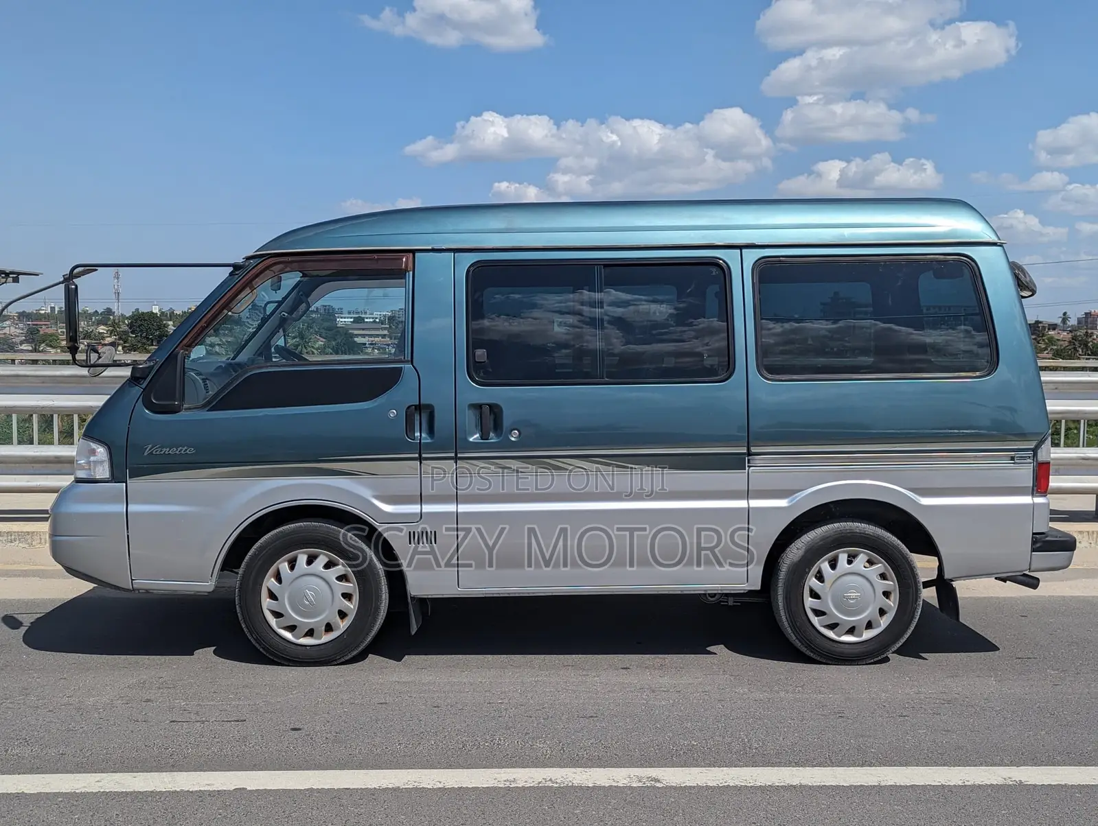Nissan Vanette 2010 Grey