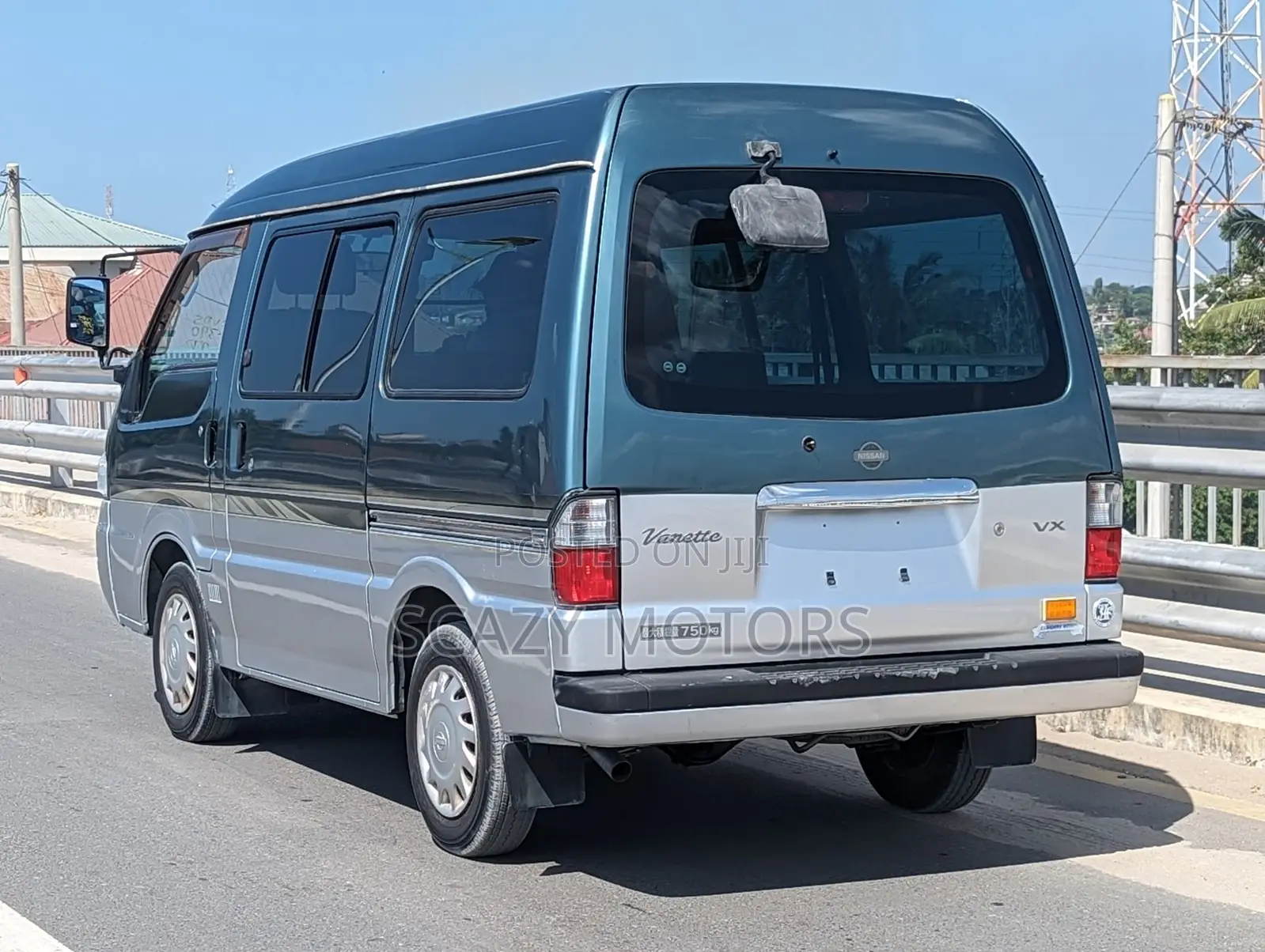 Nissan Vanette 2010 Grey