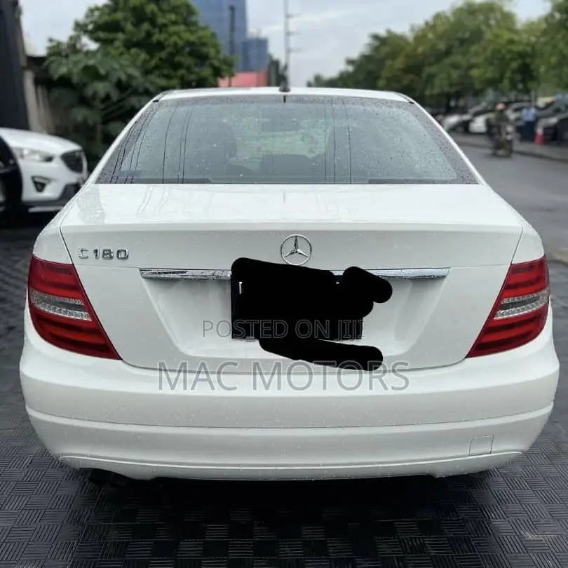 Mercedes-Benz C180 2012 White