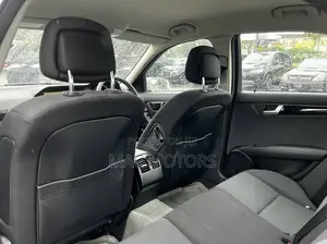 Mercedes-Benz C180 2012 White