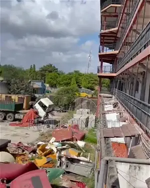 Kurasini: Yard, Warehouse, Offices and Apartments - Dar
