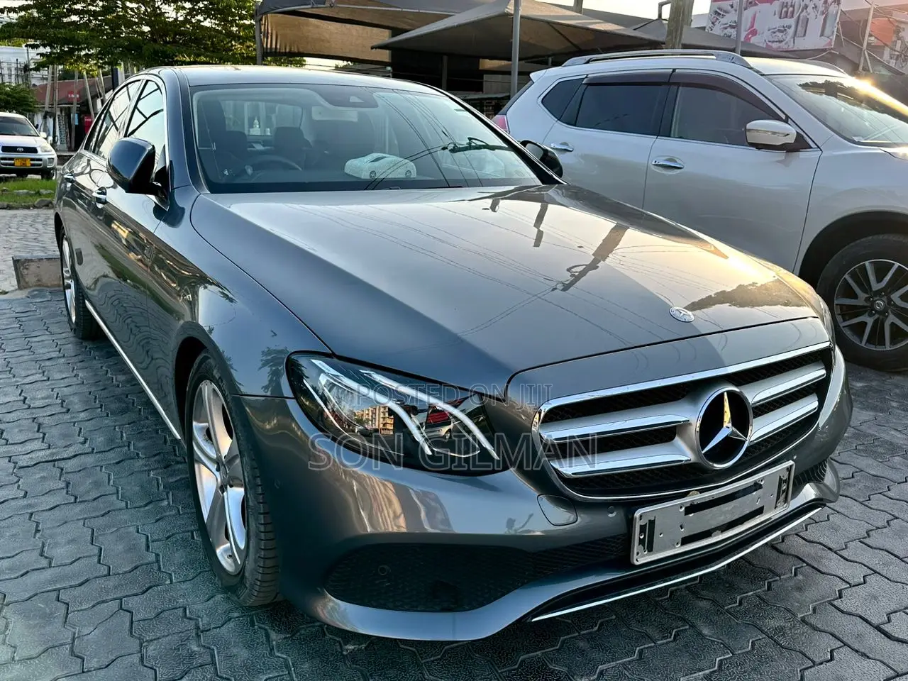 Mercedes-Benz E400 2017 Gray