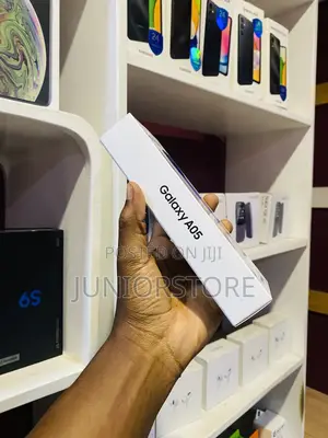 New Samsung Galaxy A05 64 GB Silver