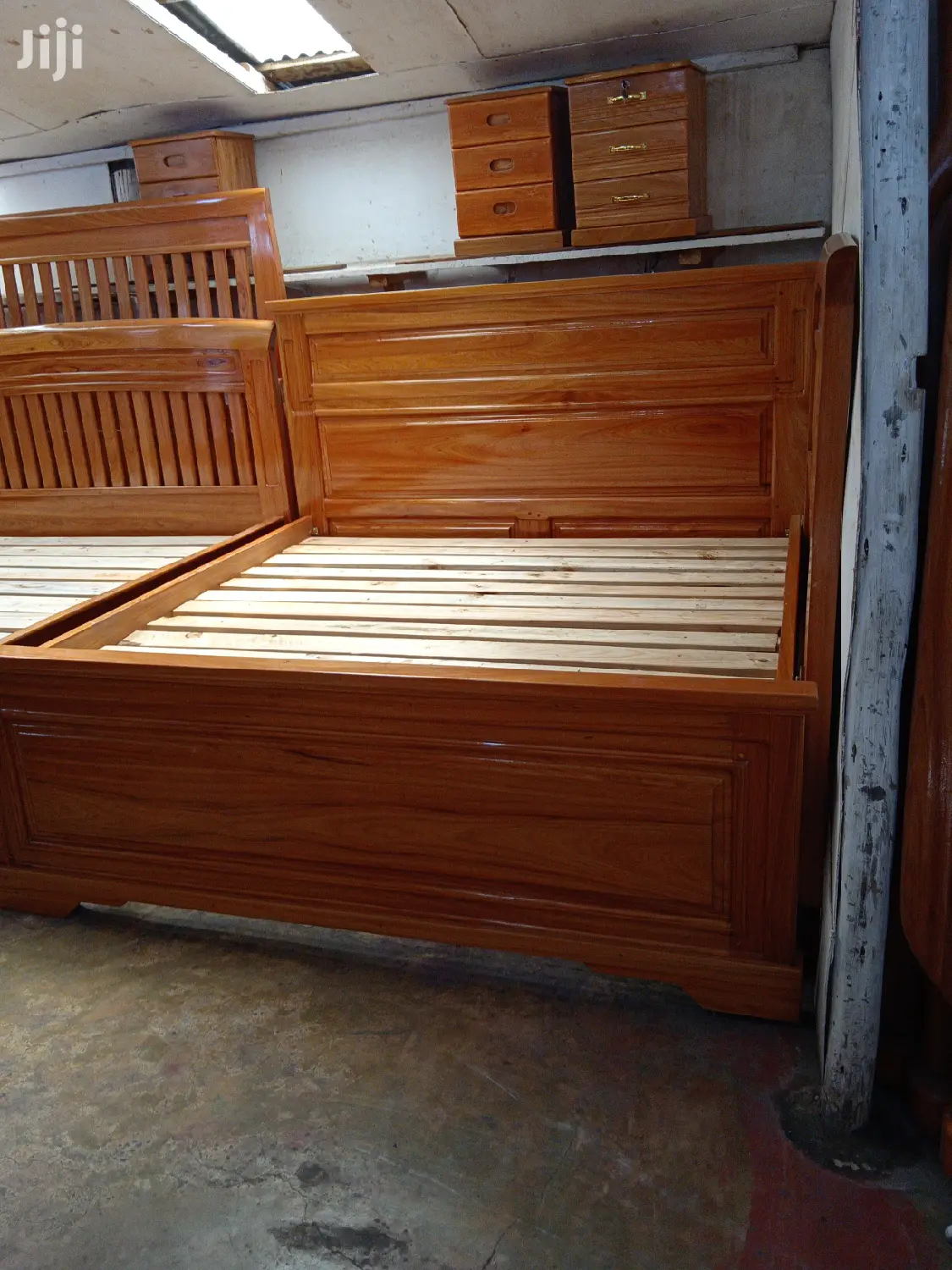 Vitanda Vya Mbao (6*6)