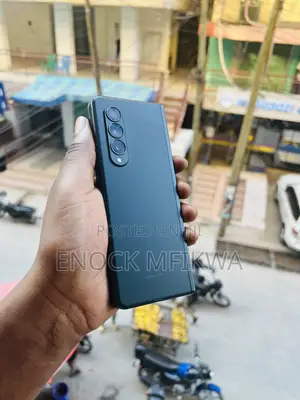 Samsung Galaxy Z Fold 3 256 GB Black