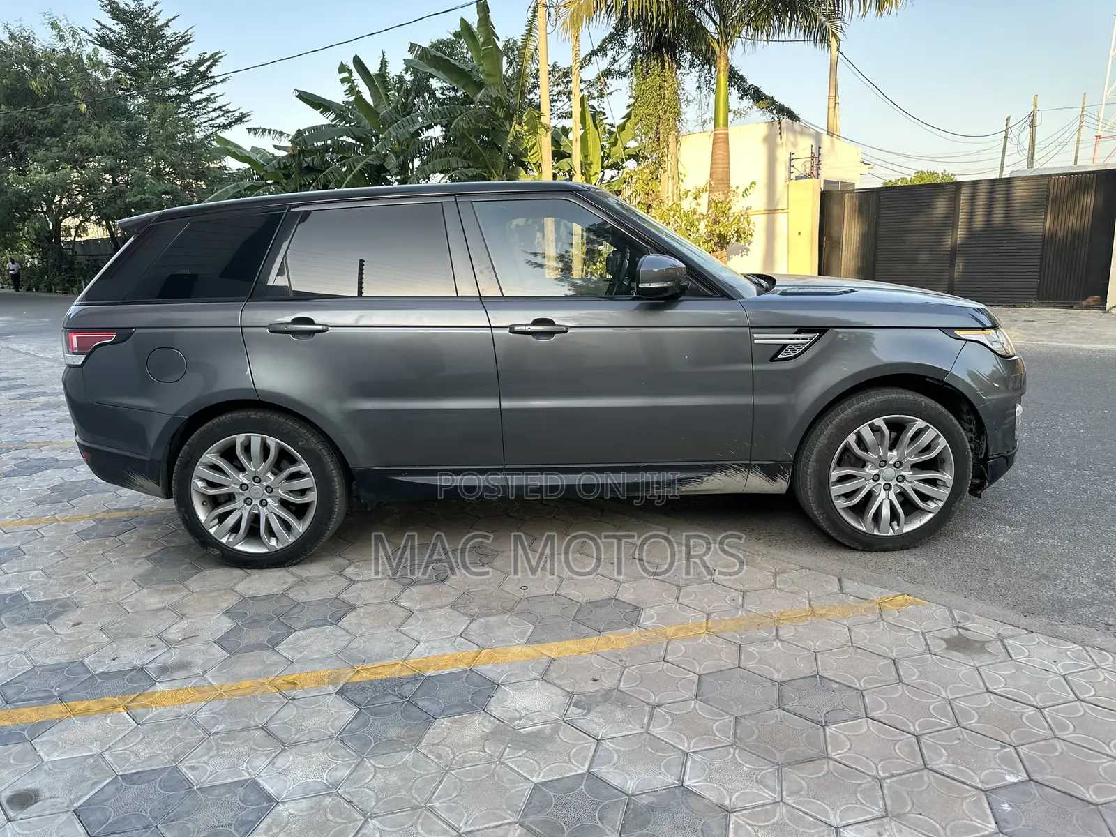 Land Rover Range Rover Sport SE Td6 4x4 (3.0L 6cyl 8A) 2016 Gray
