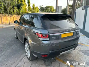 Land Rover Range Rover Sport SE Td6 4x4 (3.0L 6cyl 8A) 2016 Gray