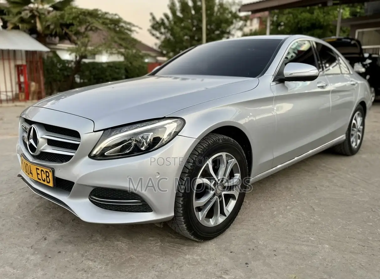Mercedes-Benz C220 2014 Silver