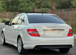Mercedes-Benz C-Class 2008 Pearl