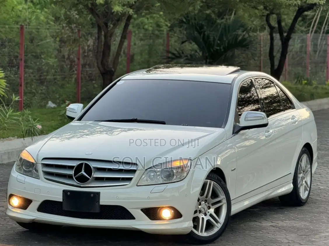 Mercedes-Benz C-Class 2008 Pearl