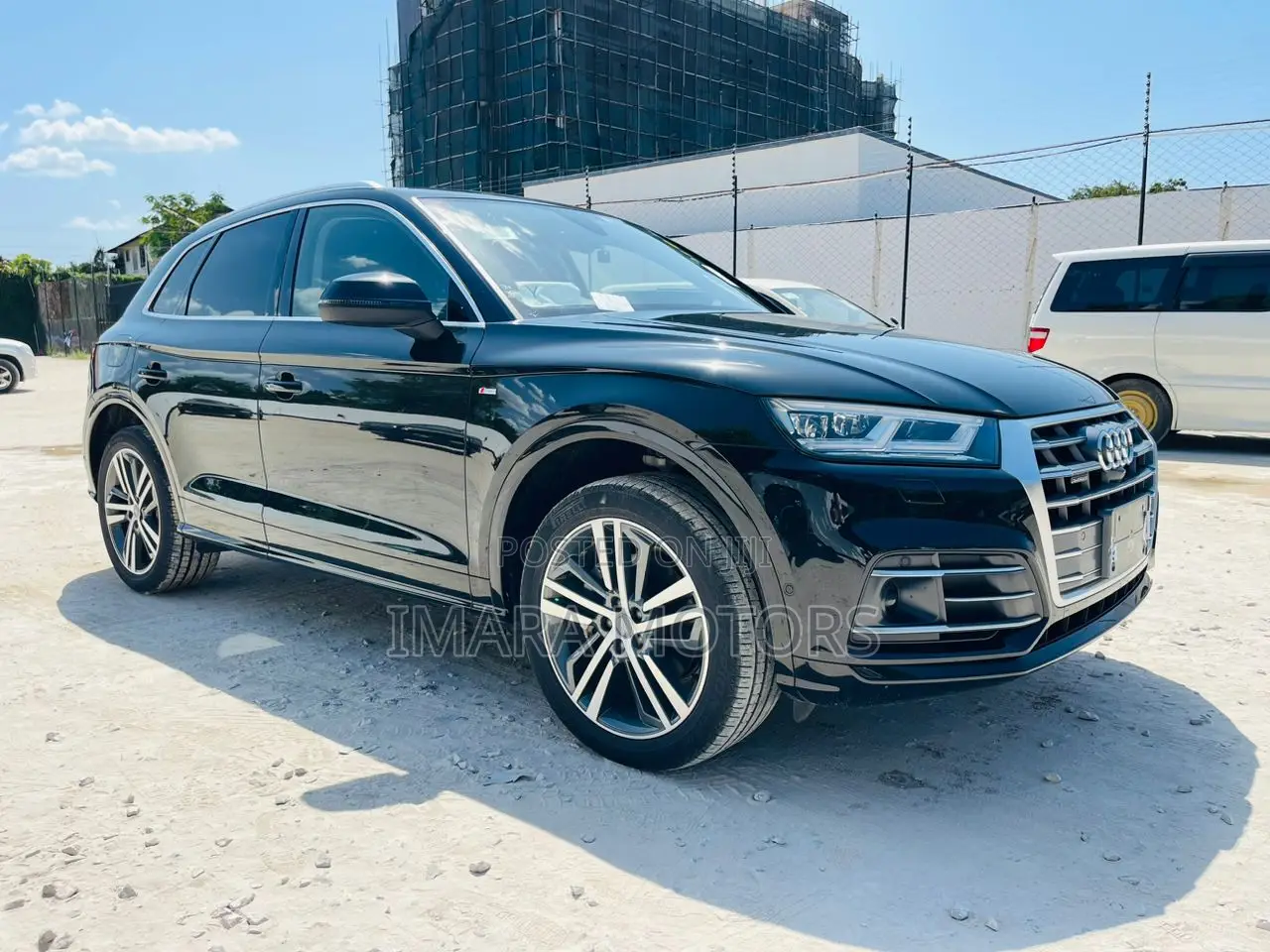 Audi Q5 2018 Black